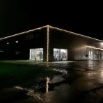 Julelys på industribygning i Skanderborg.
