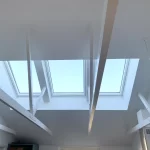 Vi har ændret de vandrette lofter til at gå op til kip. Spær konstruktionen er ikke ændret. Der er isat 3 Velux vinduer.
