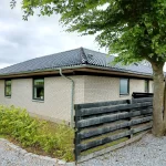 Skiftet fra eternit bølgeplader til letvægtsbeton tagsten.